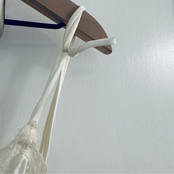 Vintage 1980’s Val Mode Lingerie Ivory White Lace Slip with Rose, Women Size XL - Picture 6 of 15